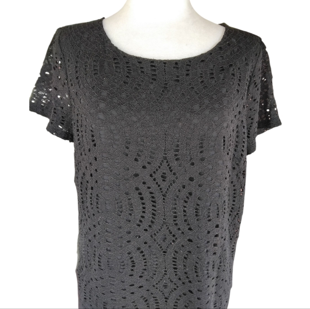 J. Crew Black All Over Eyelet Detail Blouse Top Keyhole In Back Size 8 - Picture 2 of 7